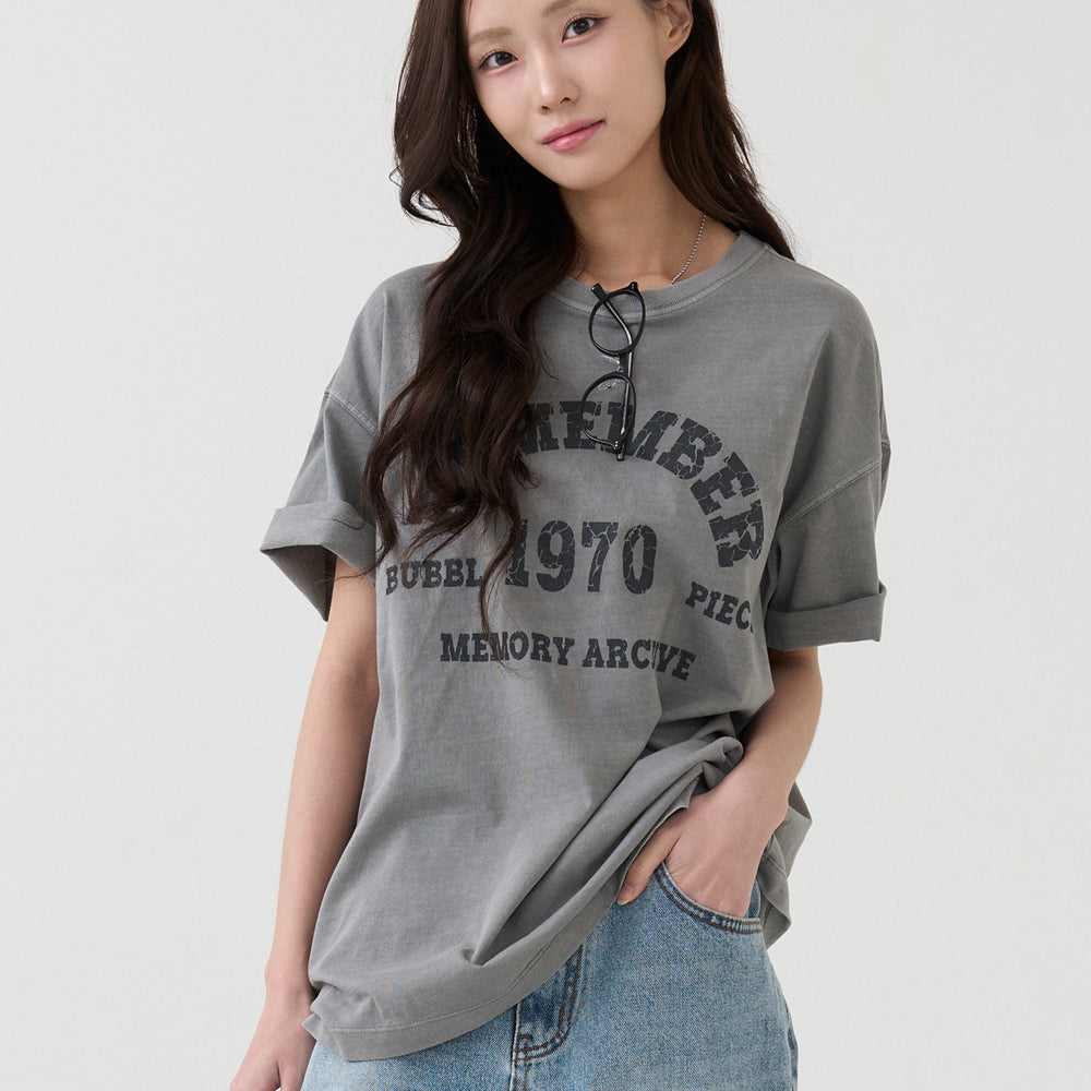 BUBBLPIECE [Unisex] 1970 Remember Crack Pigment T-shirt_Light Gray