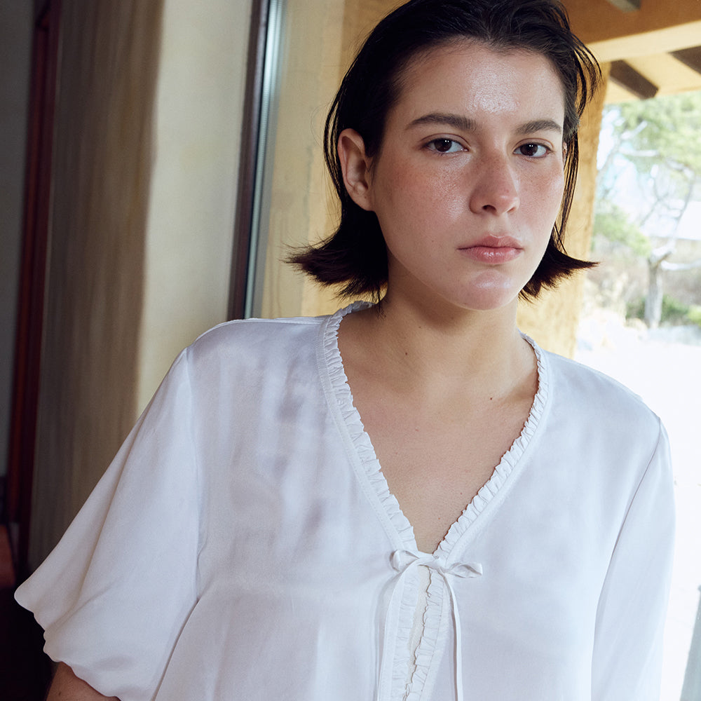 FRITUR Satin Ribbon Blouse White_F262BL02