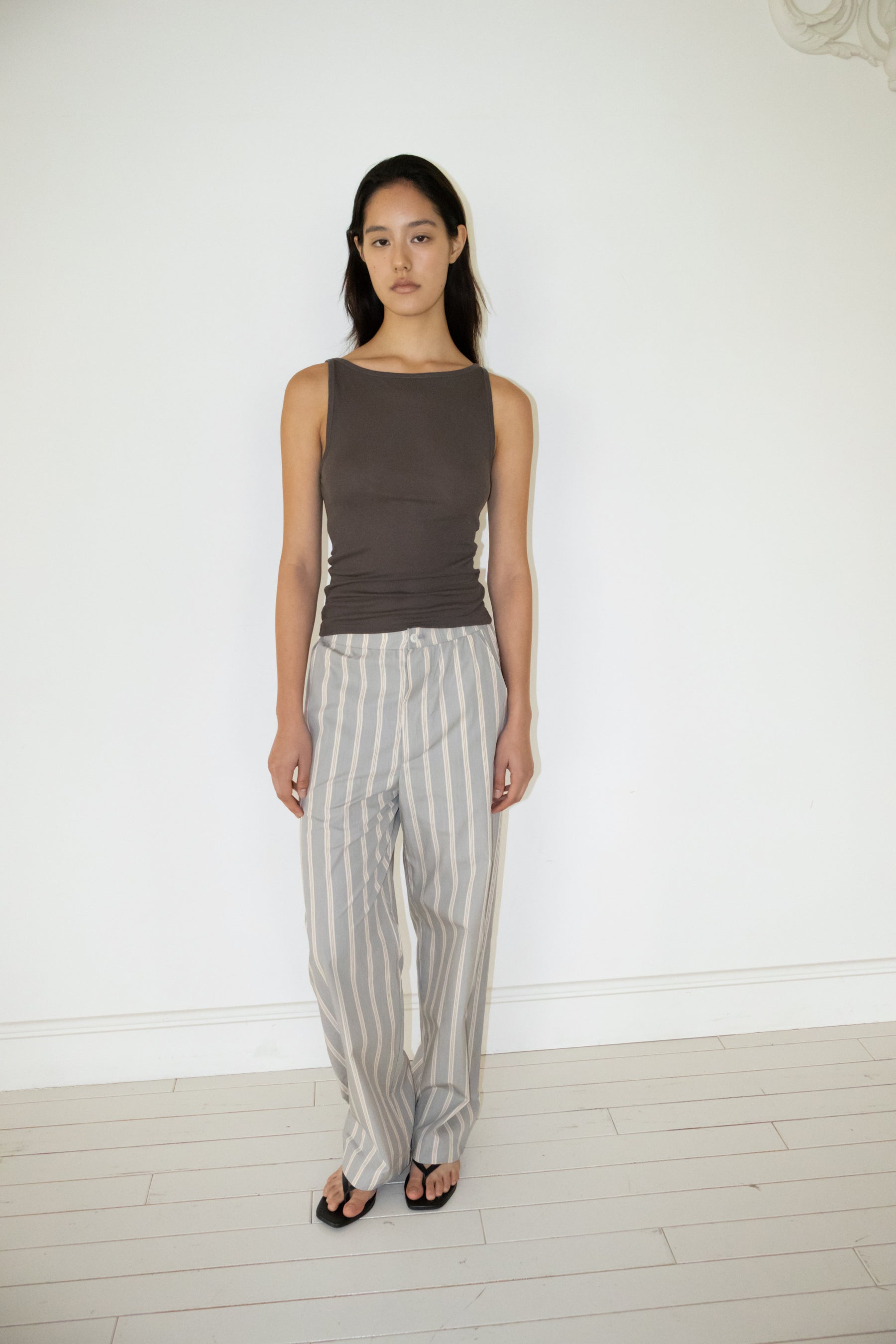 NCSSRY Boat Neck Sleeveless Top (Brown)