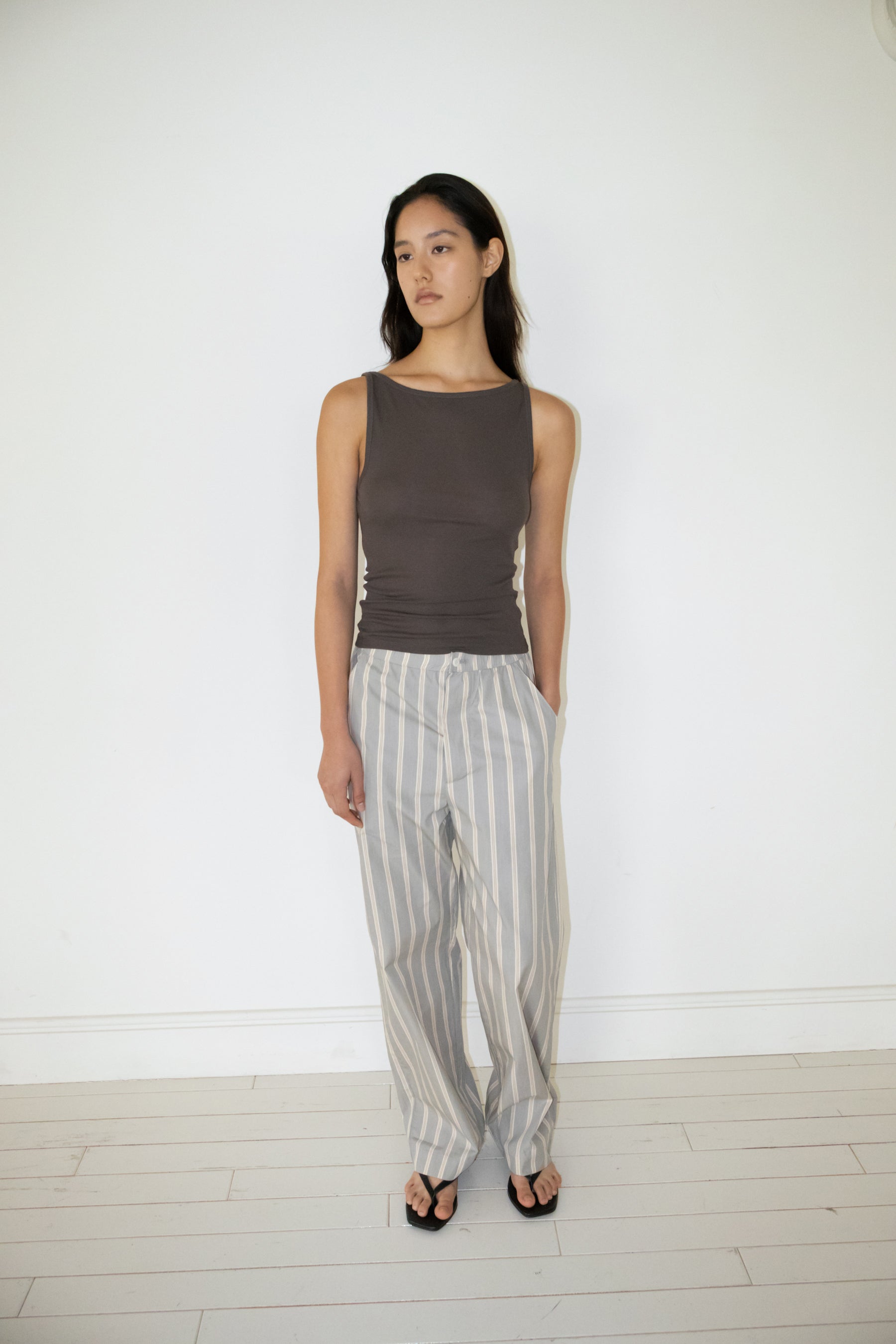 NCSSRY Boat Neck Sleeveless Top (Brown)