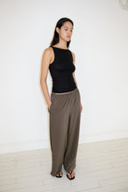 NCSSRY Boat Neck Sleeveless Top (Black)