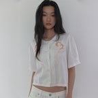 LONQUE FLORAL EMBROIDERY CROP BLOUSE (IVORY)