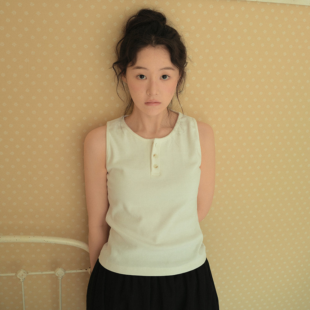 WEDNESDAYOASIS Henley Ribbed Sleeveless T-Shirt_IVORY(W26TP23)