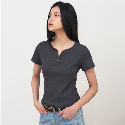 [11th reorder] Button henley neck half t-shirt [charcoal]