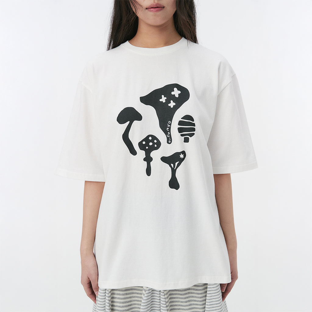 OHESHIO MUSHROOM OVERFIT T-SHIRT, BLACK