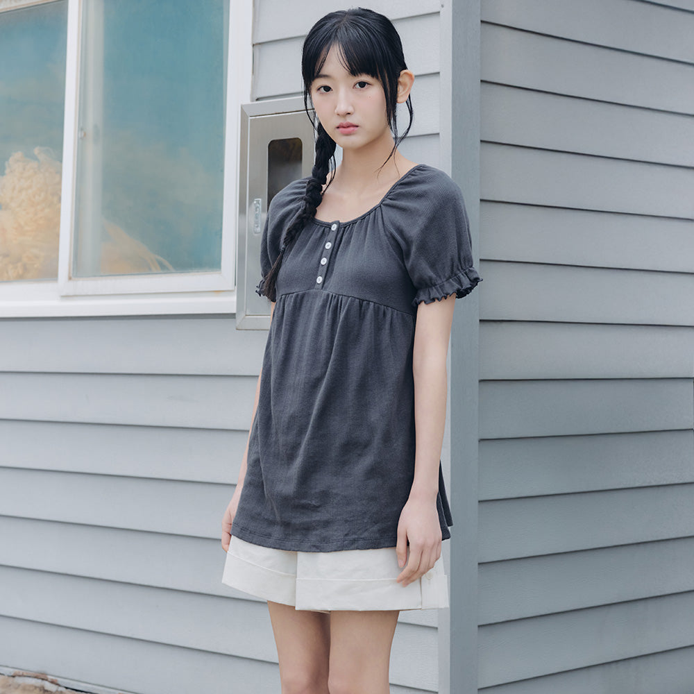 CELITAILS SCOOP NECK SHIRRING T-SHIRT_CHARCOAL
