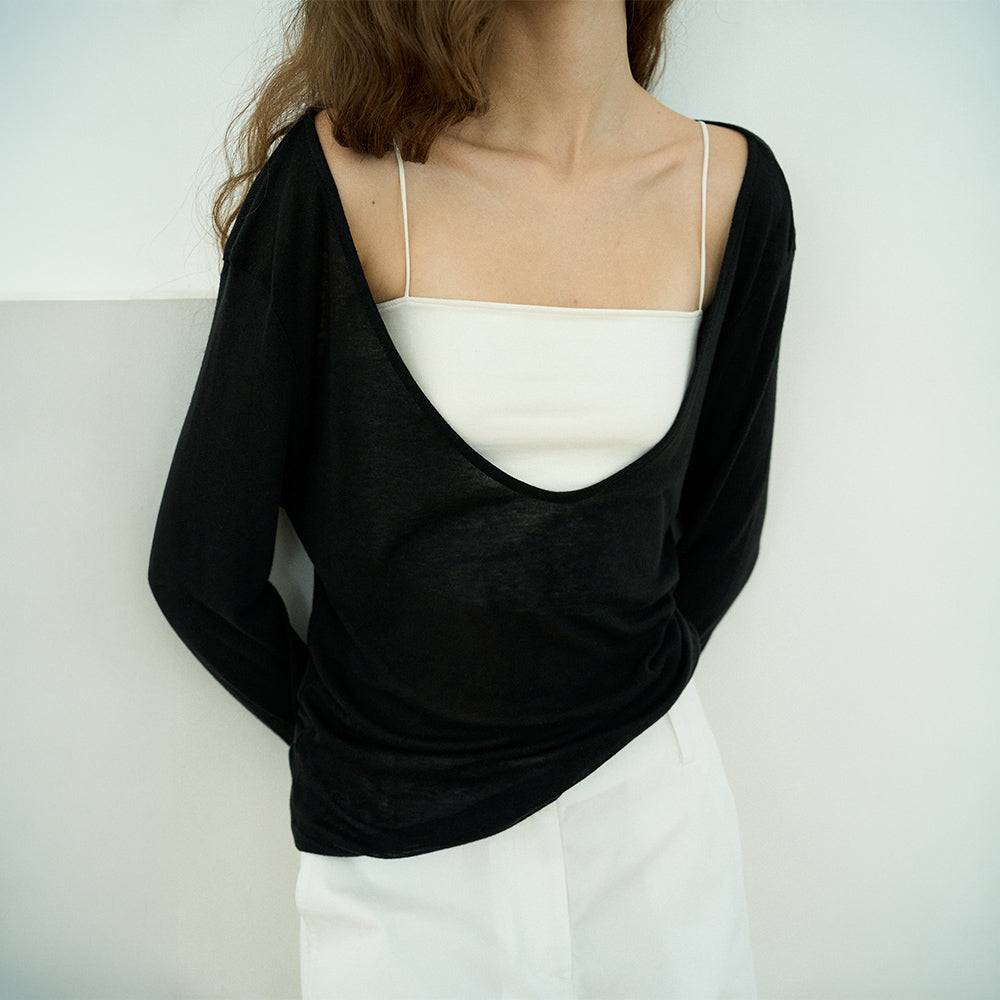 HAVEC Deep v-neck top / Black