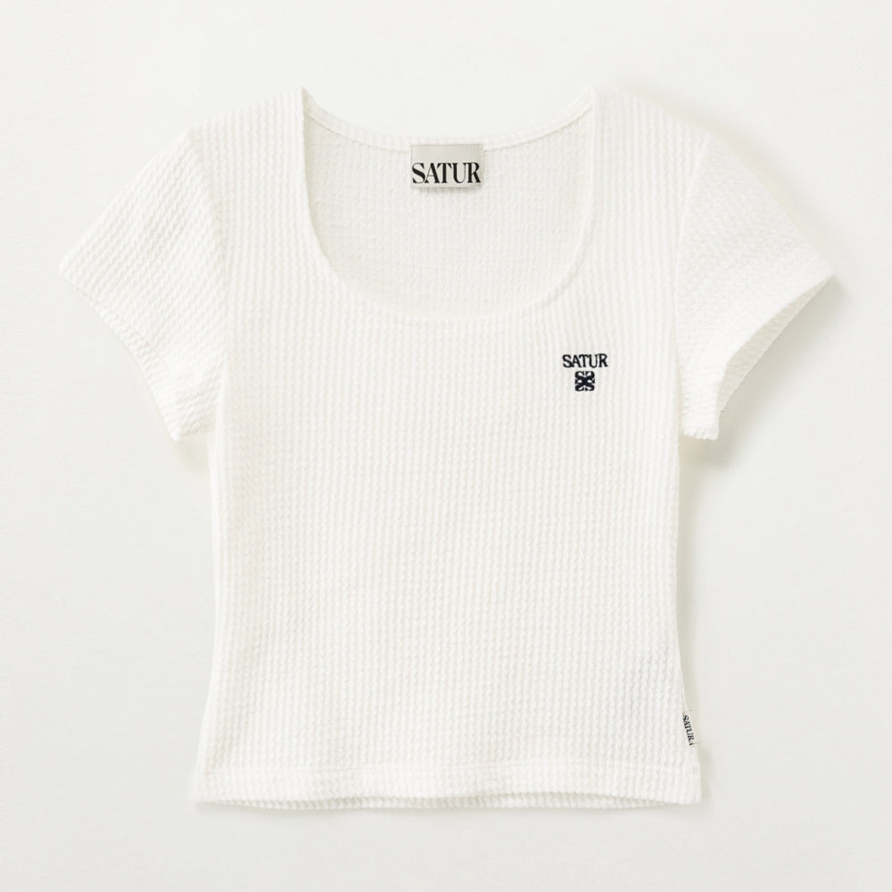 SATUR (W) Square neck crinkle short sleeve t-shirt white