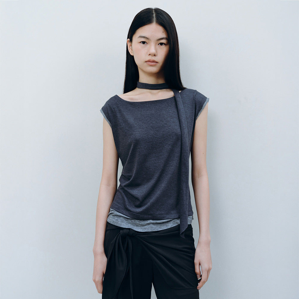 CACELE LAYERED NECK STRAP T-SHIRT, CHARCOAL