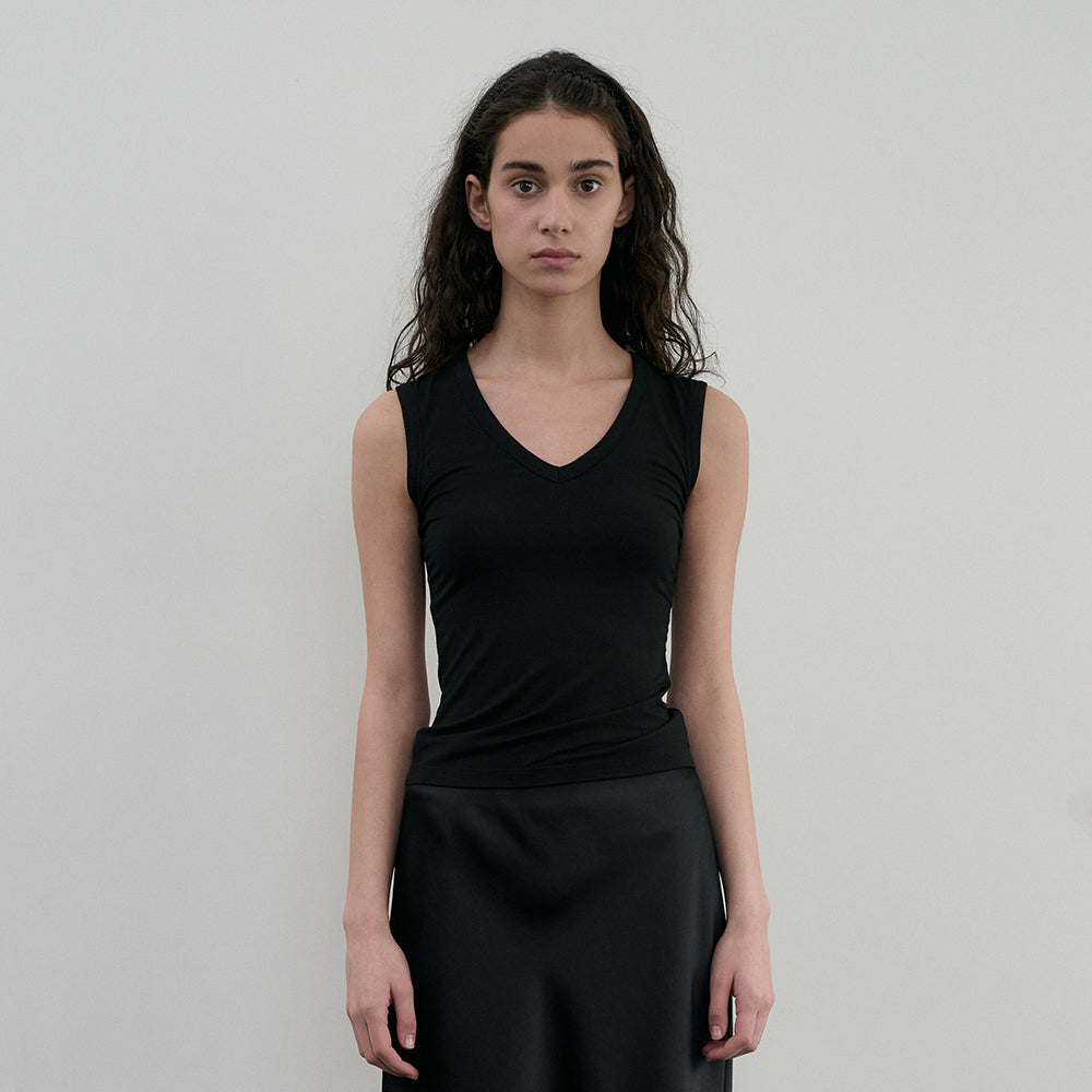 ORE V-neck Sleeveless_Black
