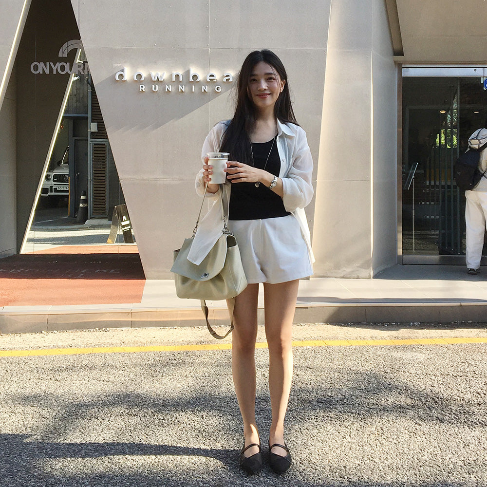 GENERAL IDEA [Yeoul PICK] WOMAN temperature cut U-neck knit sleeveless [BLACK] / GF2LKP537
