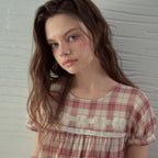 OURNOSTALGIA Avel Lace Check Blouse_Red(OB6BL12)