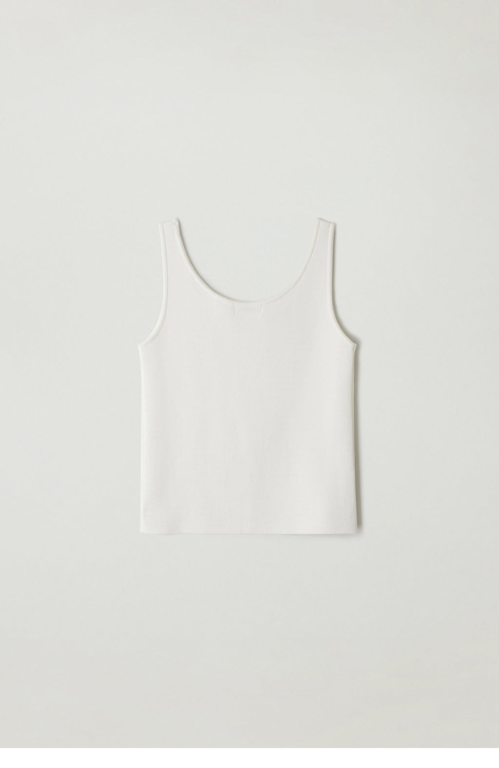 peces Foundation sleeveless (White)
