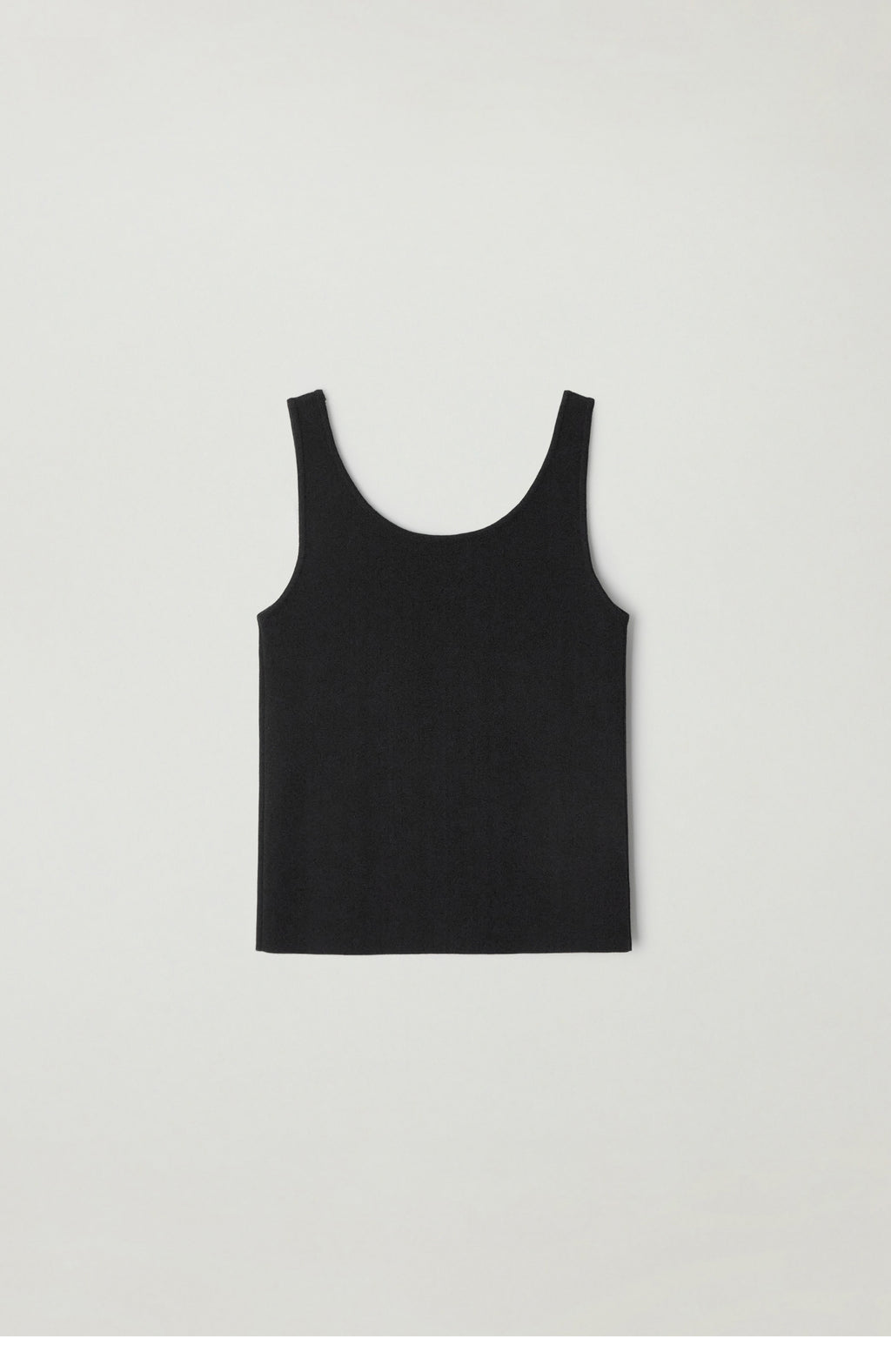 peces Foundation sleeveless (Black)