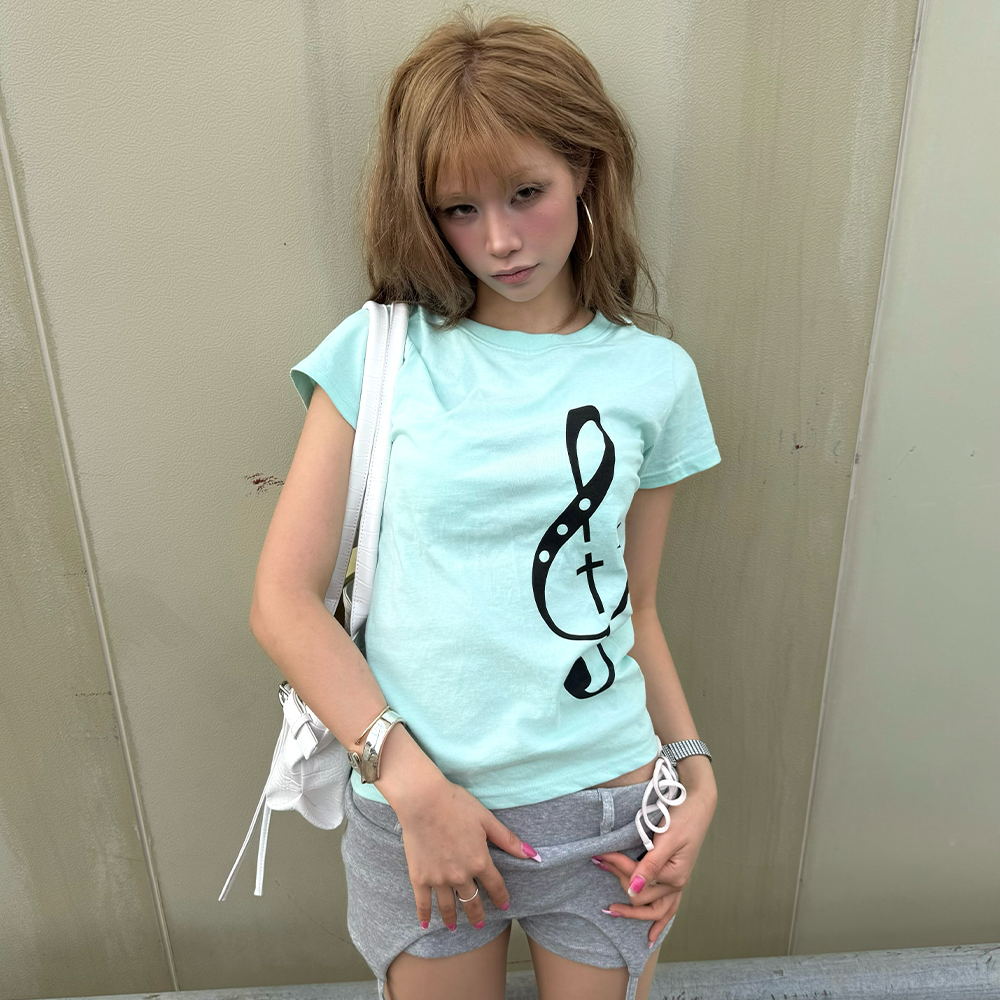 FANCY CLUB CLEF SYMBOL TEE (MINT) F26QB143