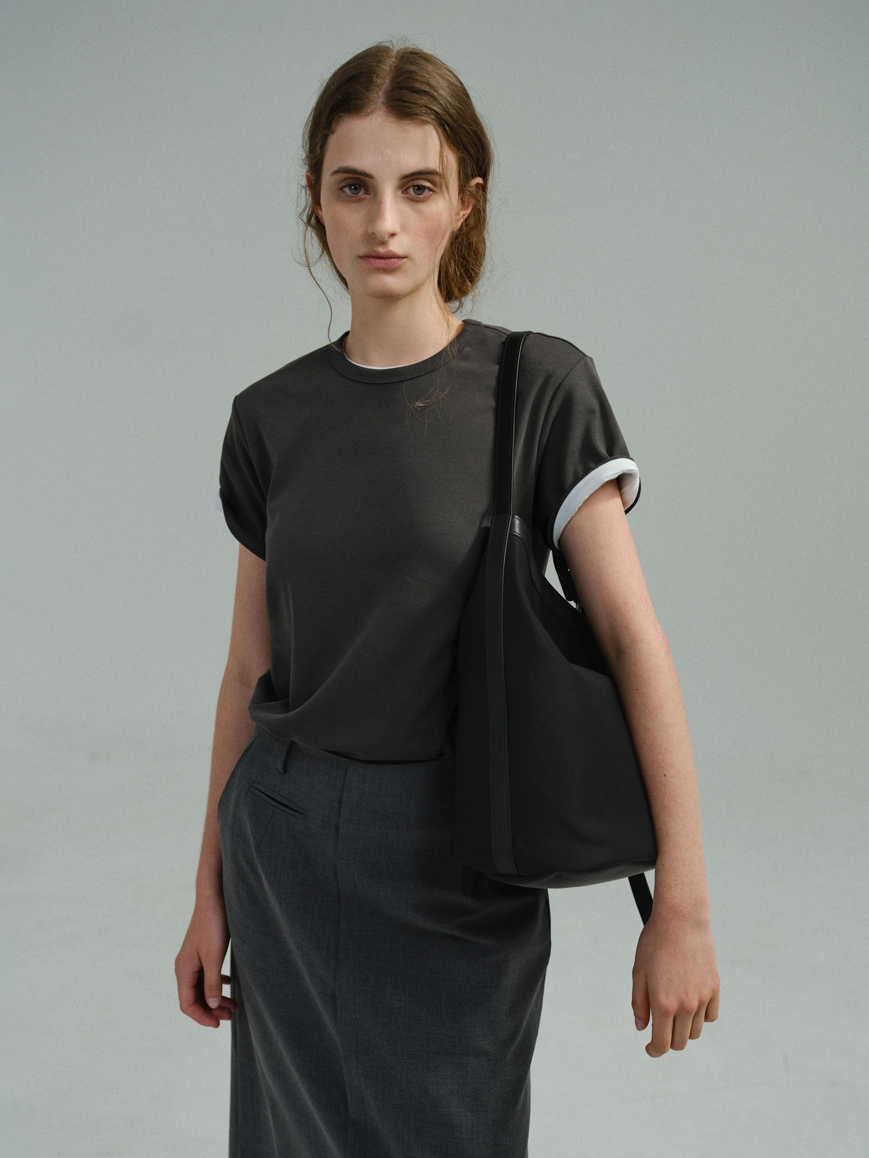 AUBOUR core t-shirt (charcoal)