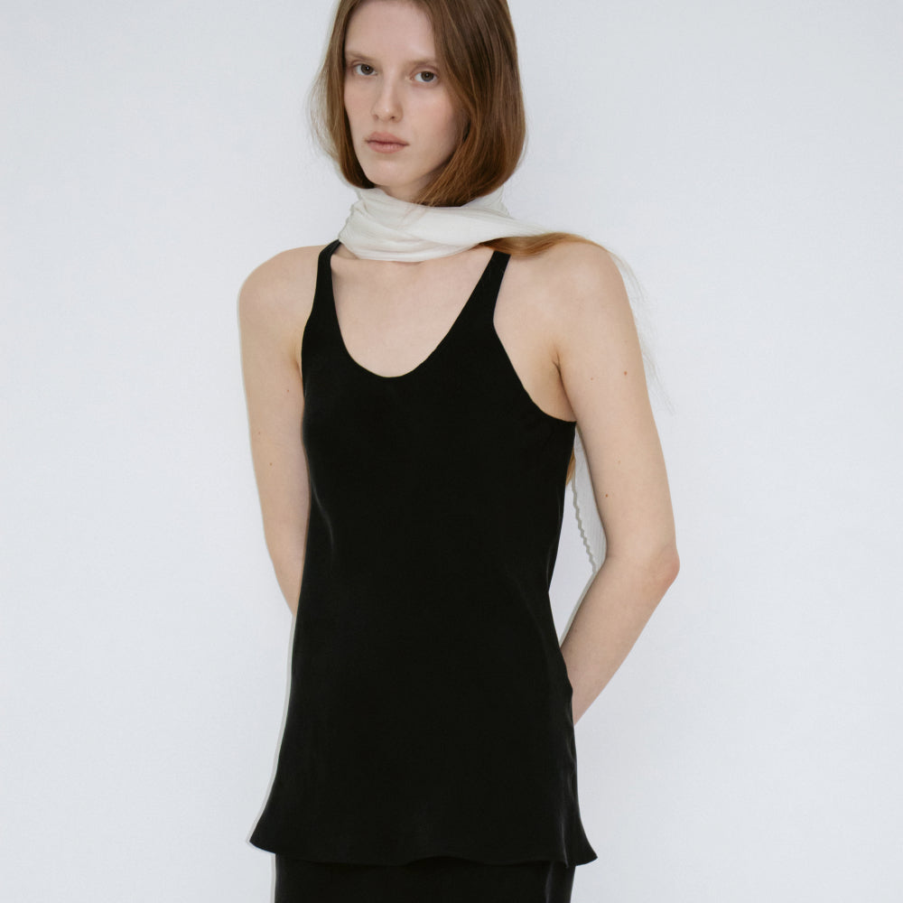 MONOHA Silky Bias Sleeveless (Light Beige / Dark Gray / Brown / Black)