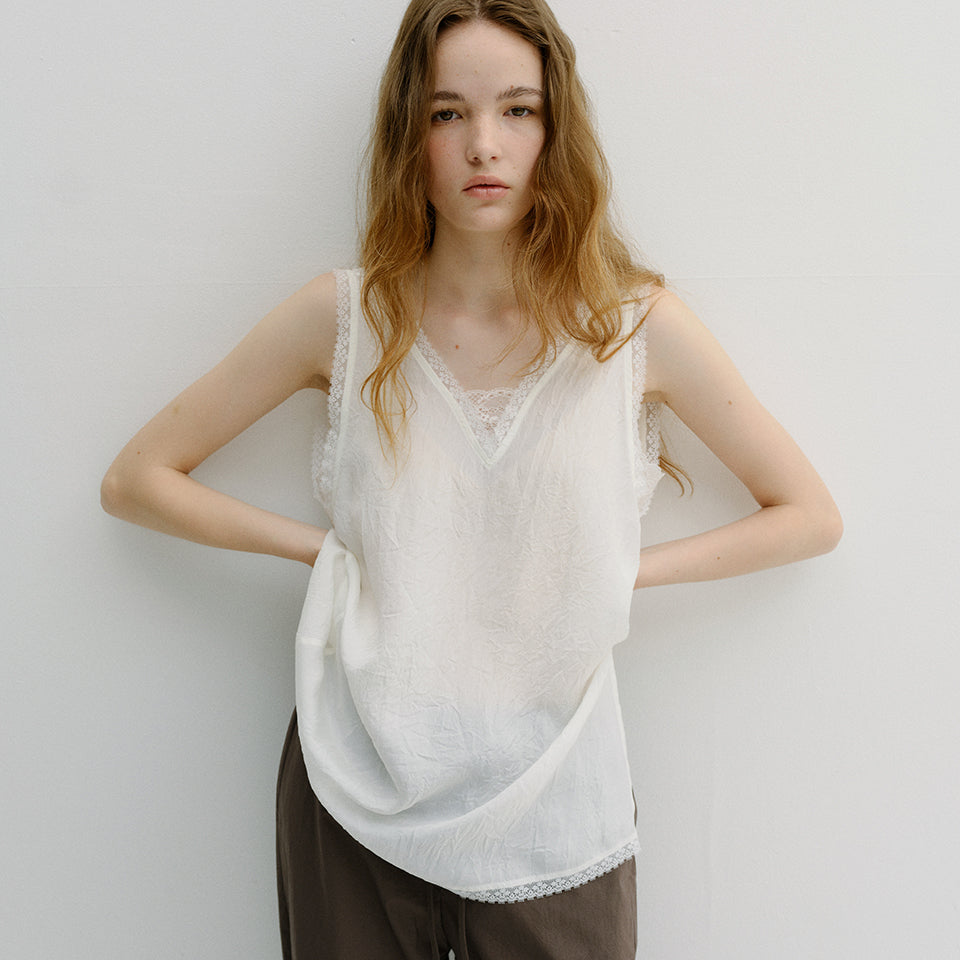 BLANK03 lace sleeveless long top (ivory)