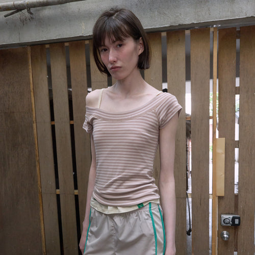 NOCONTENT 350. U-Neck Petit T _ Beige