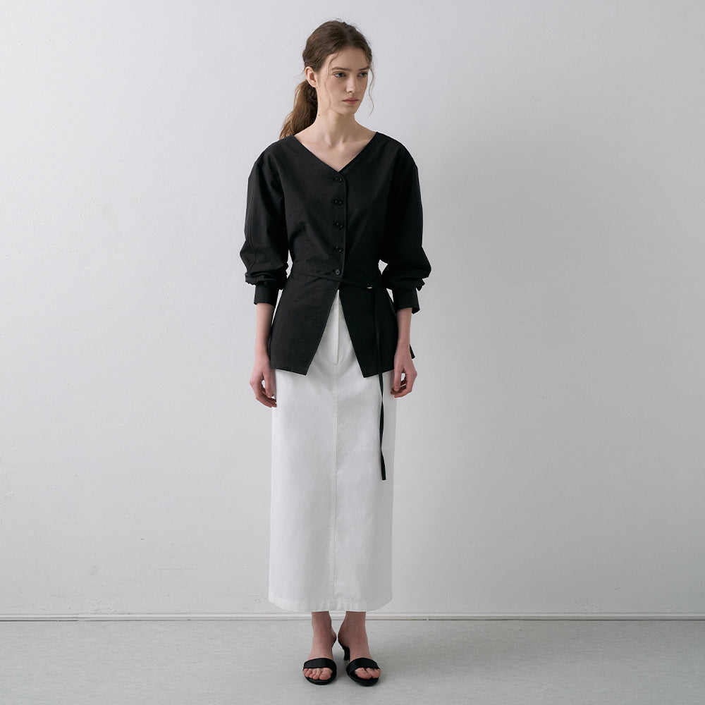 LAMEREI [6th reorder] Hourglass V-Neck Blouse[LMBFSPSH316]-2color