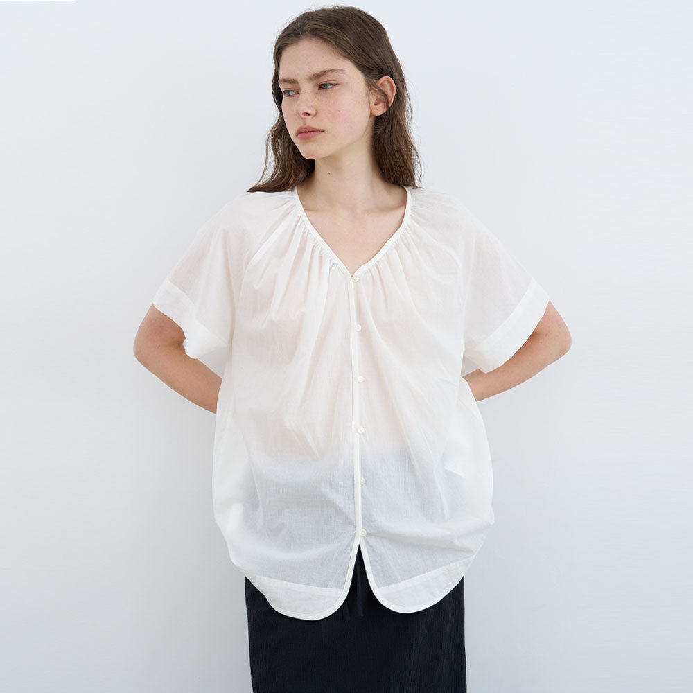 LENIL Thea V-neck Shirring Blouse (Ivory)