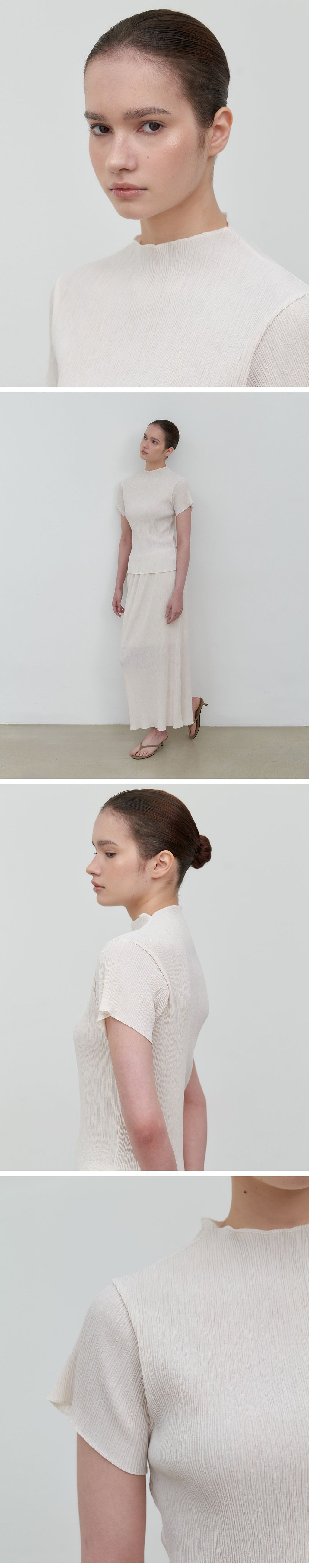 HOURMOND Airy Pleats Mock-neck Tee