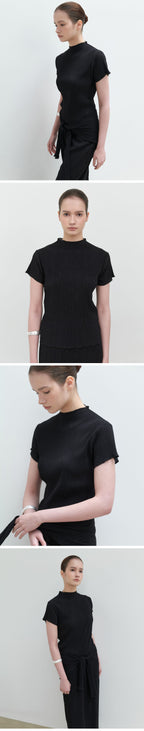 HOURMOND Airy Pleats Mock-neck Tee