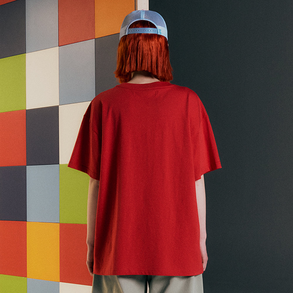 THEMUSEUMVISITOR 26 EXHIBITION OVERFIT T-SHIRT (RED)