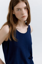 HACER Peony U-Neck Sleeveless (Cobalt Navy)