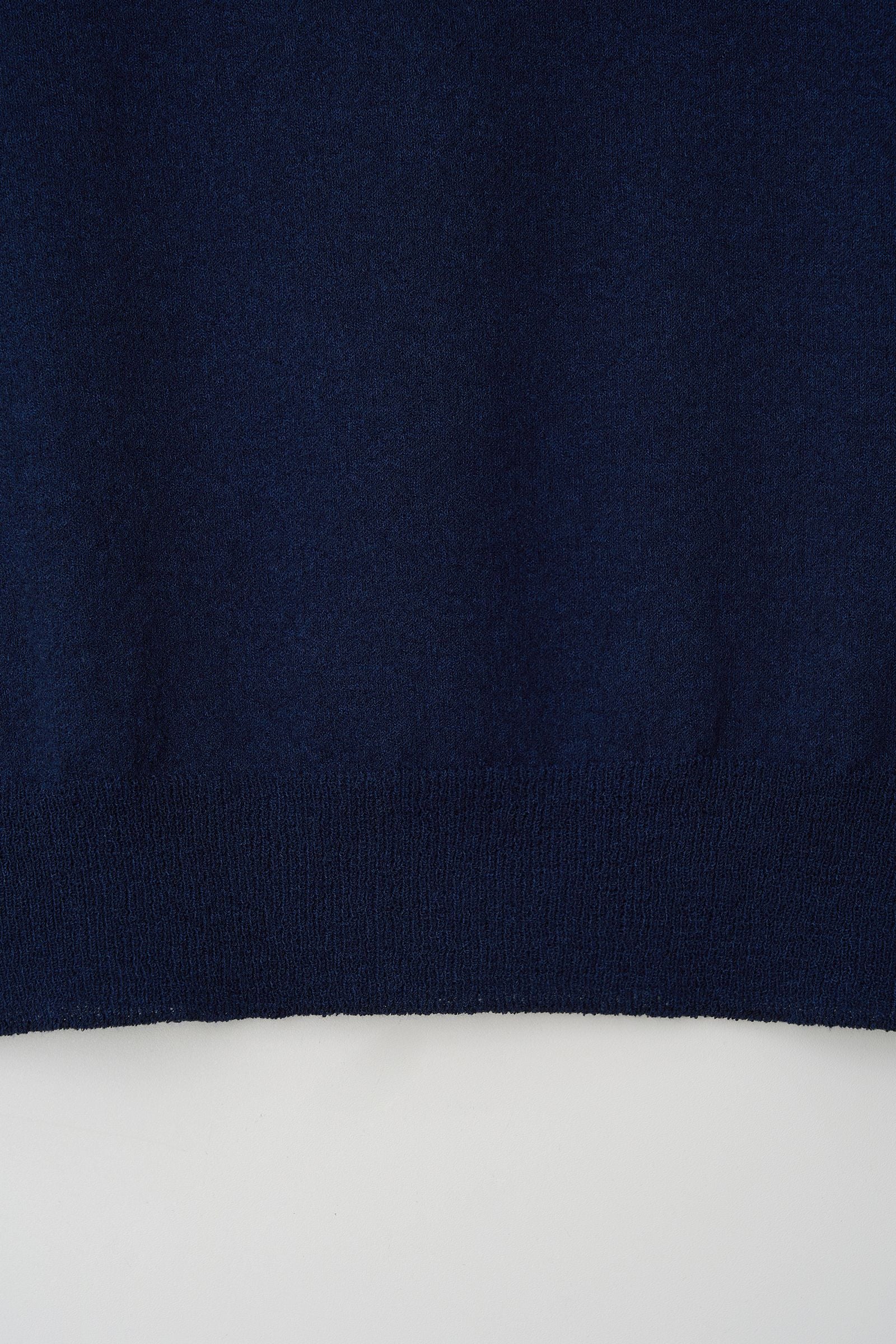 HACER Peony U-Neck Sleeveless (Cobalt Navy)