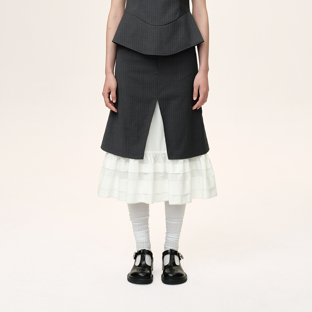 WMWM (concierge) (W) 26SS SKIRT 17 (GRAY)