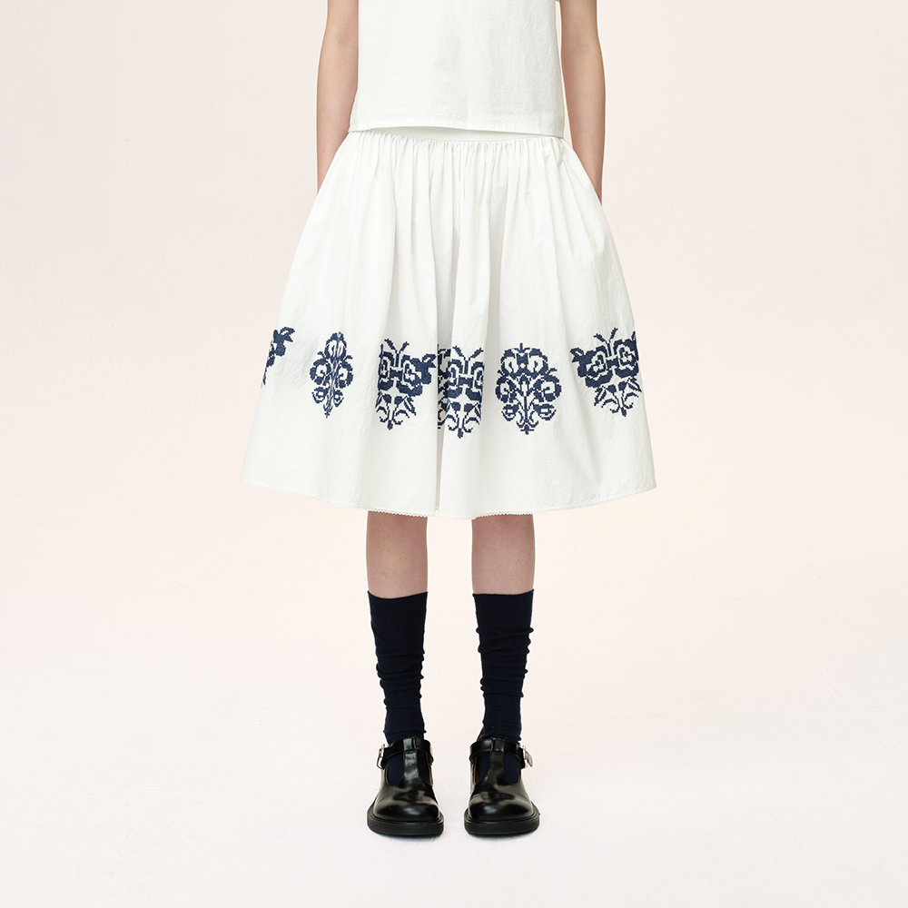 WMWM (concierge) (W) 26SS SKIRT 13 (WHITE)