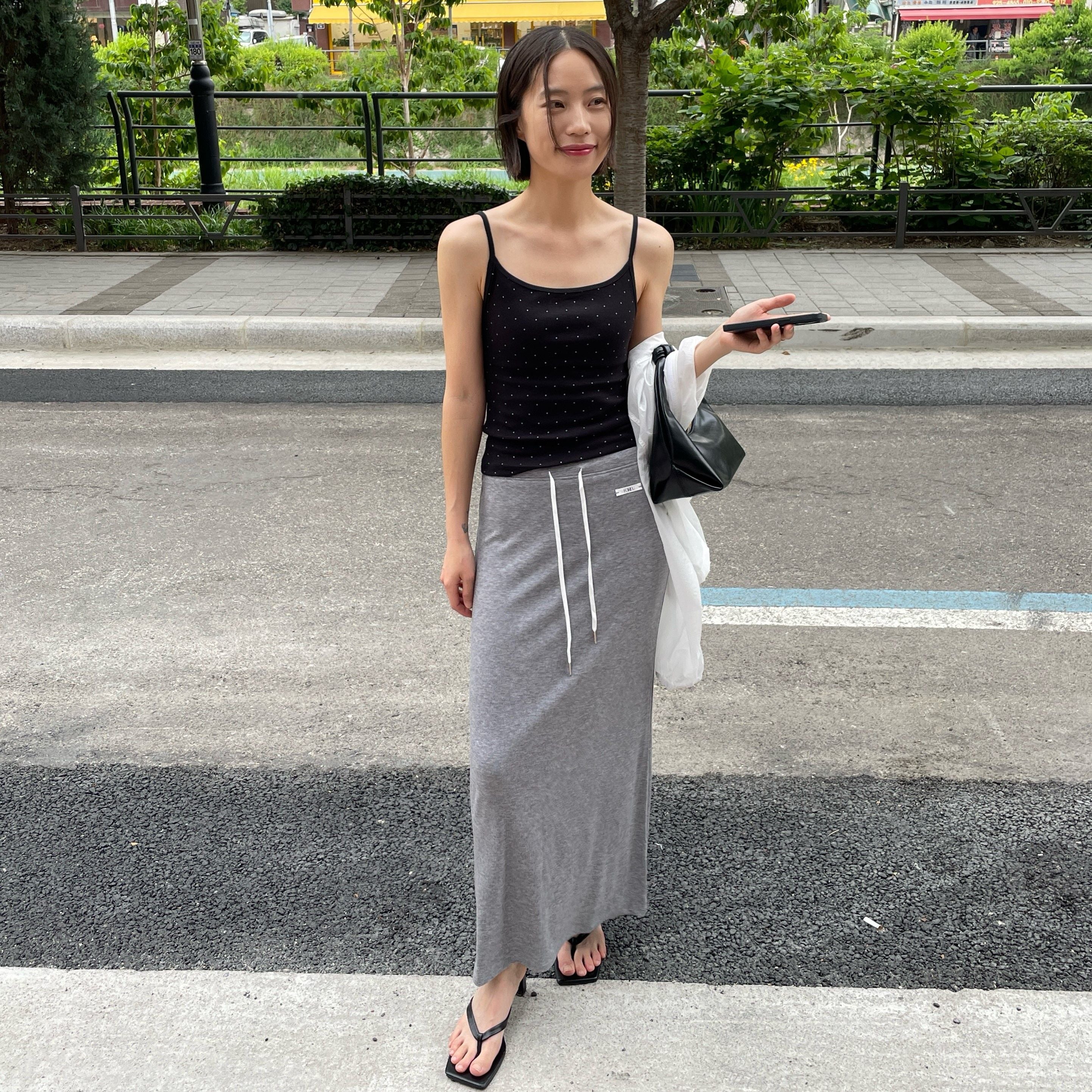 FOREU [29CM Exclusive] (1st) Basic Dot Sleeveless (Black)