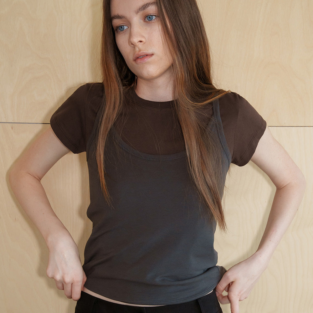 SEUREOUM Signature Slim-fit T-shirt_Chocolate