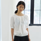 NOEUD Two-way Shirring Blouse (Ivory)