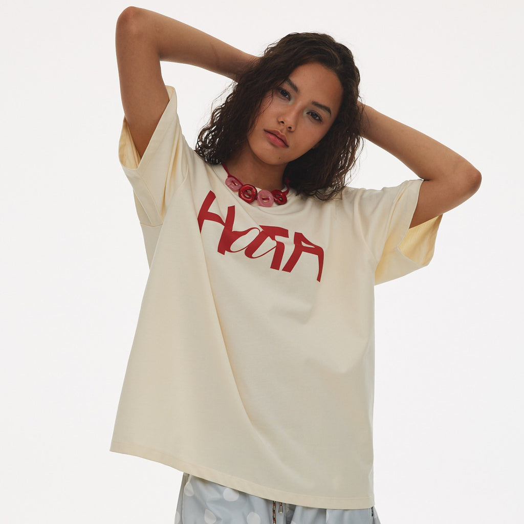 HATA HaTA Signature Graphic T-Shirt_Ivory