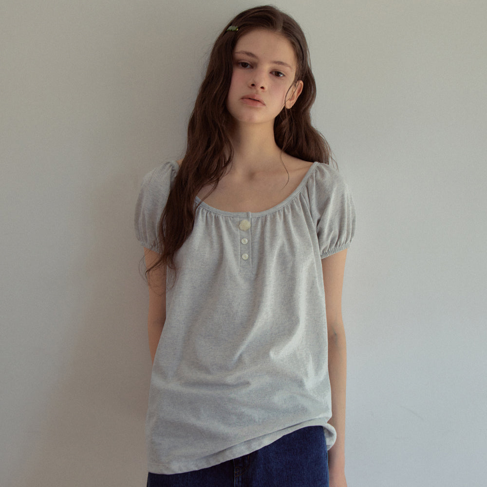 OURNOSTALGIA Rosy Button Puff T-Shirt_Light Gray(OB6TP12)