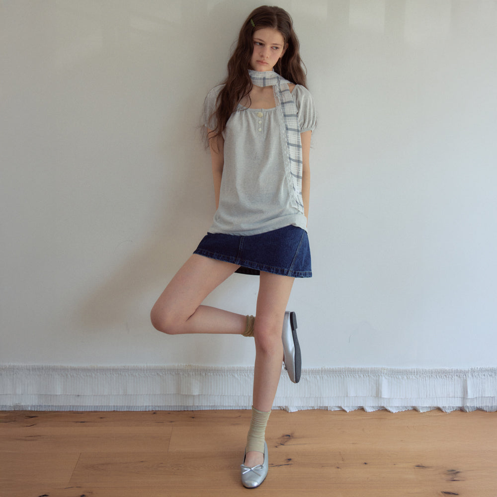 OURNOSTALGIA Rosy Button Puff T-Shirt_Light Gray(OB6TP12)