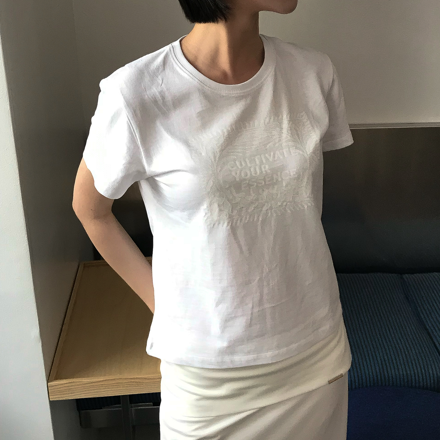 LMOOD WOMEN [Chaeun PICK] Cult T-shirt white
