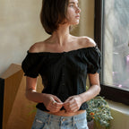 CHATDELAMA LACE TRIMMED BLOUSE [BLACK]