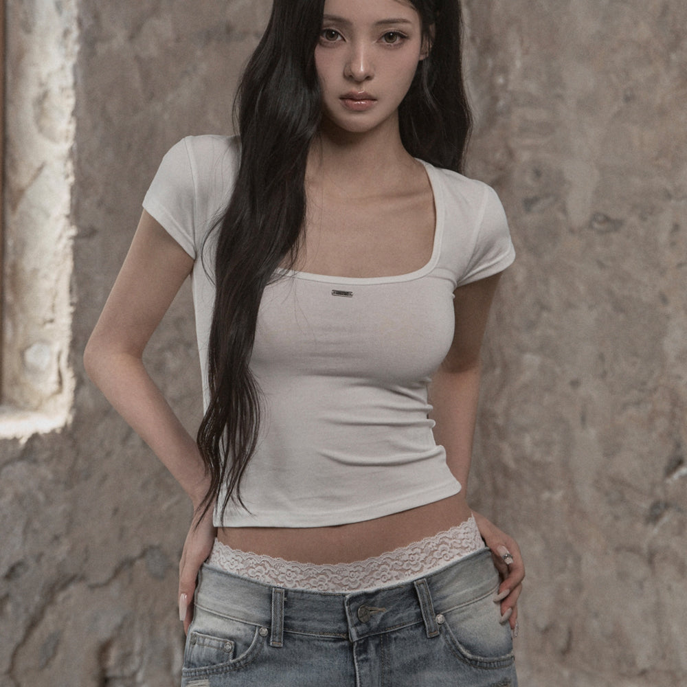 KHAKIPOINT Muted Curve Top (white)