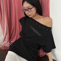 CHICKS Stud lineup graphic one shoulder short sleeve black