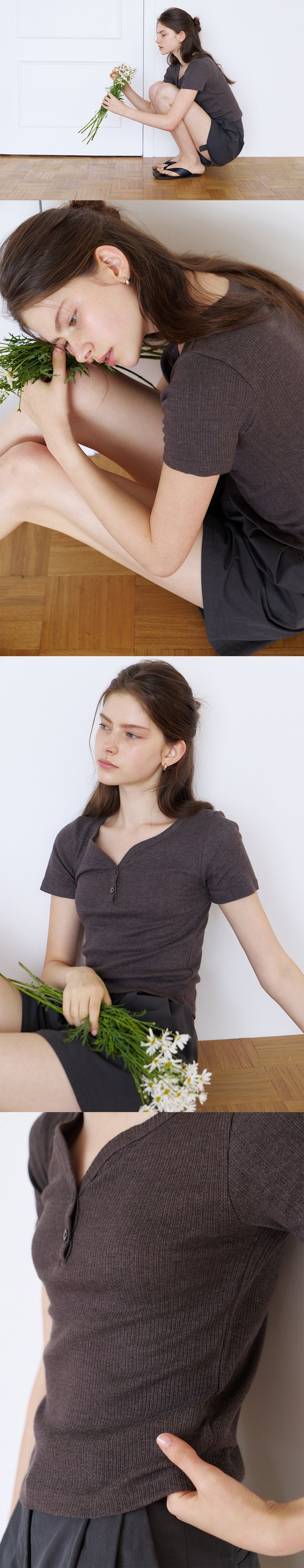 OURCOMOS comos 1421 henly-neck ribbed T-shirt (charcoal brown)
