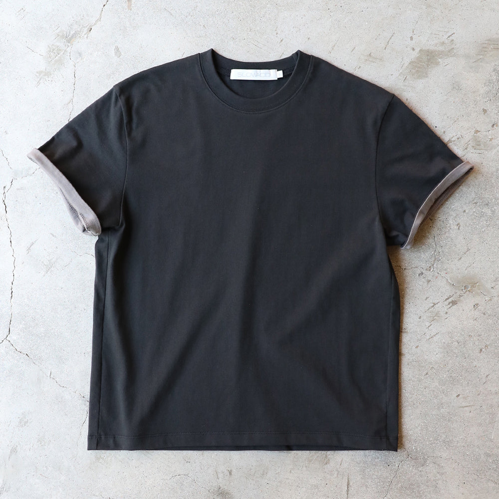 SLOWACID SA REFINED FLIP-CUFF SEMI-CROP TEE [BLACK]