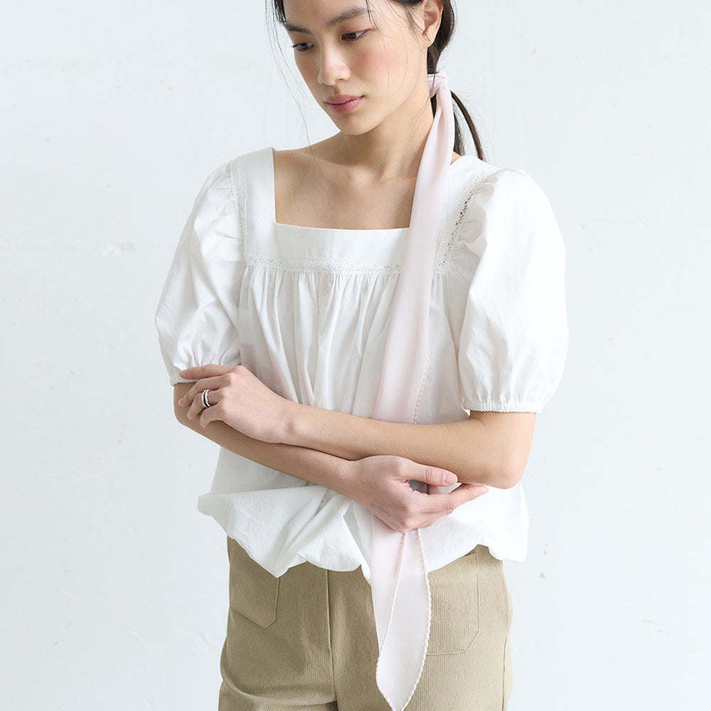 DEMELY Half Square Lace Blouse