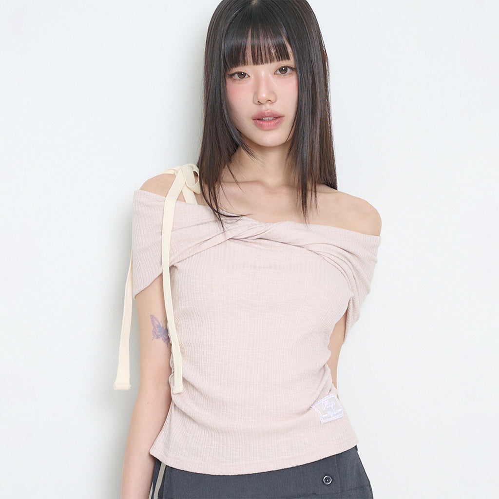 ILLIGO Flow off-shoulder top pink