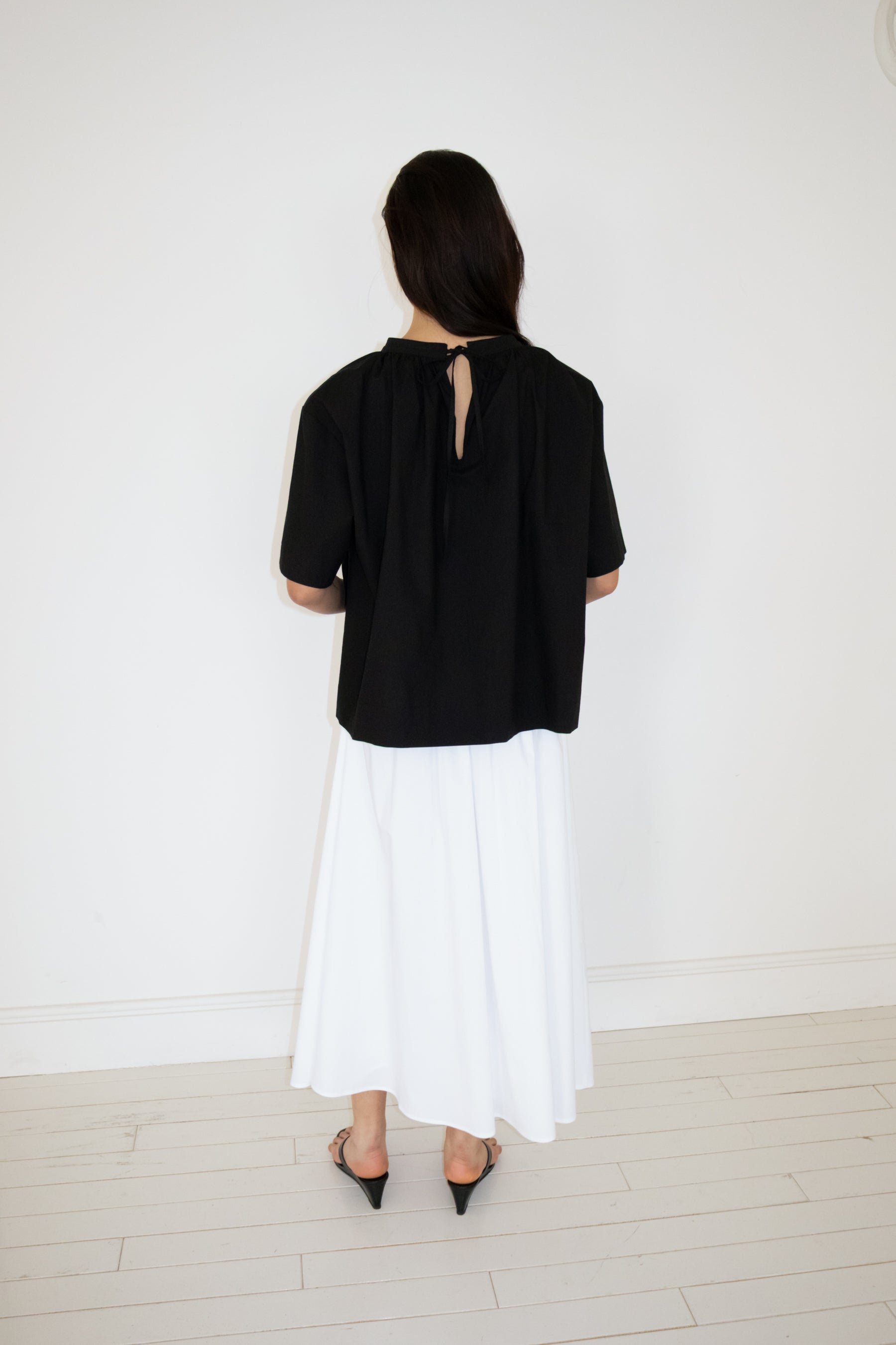 NCSSRY Cotton Back-Tie Blouse (Black)
