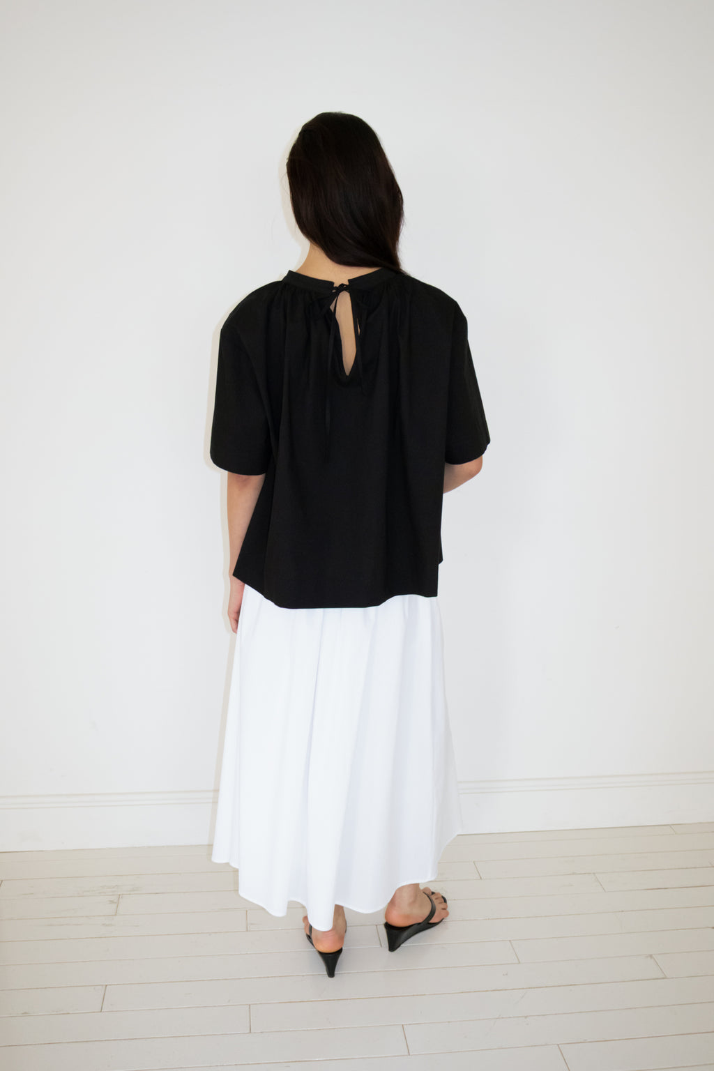 NCSSRY Cotton Back-Tie Blouse (Black)
