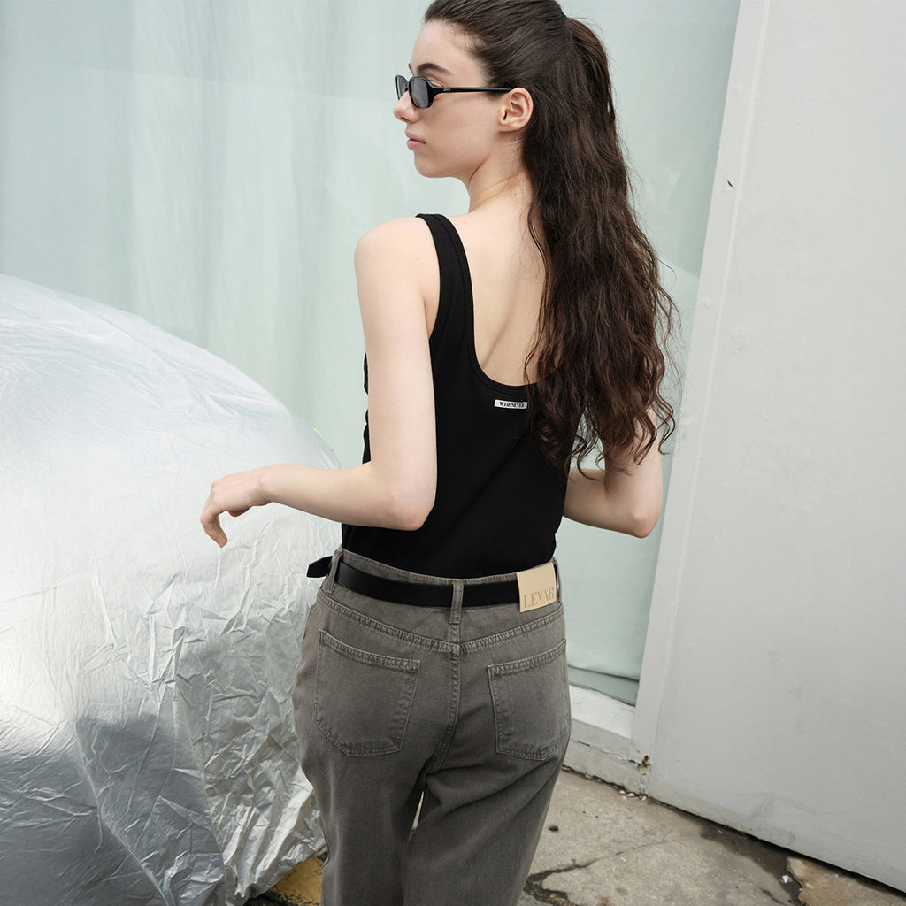 LEVAR All-day Sleeveless Top - Black