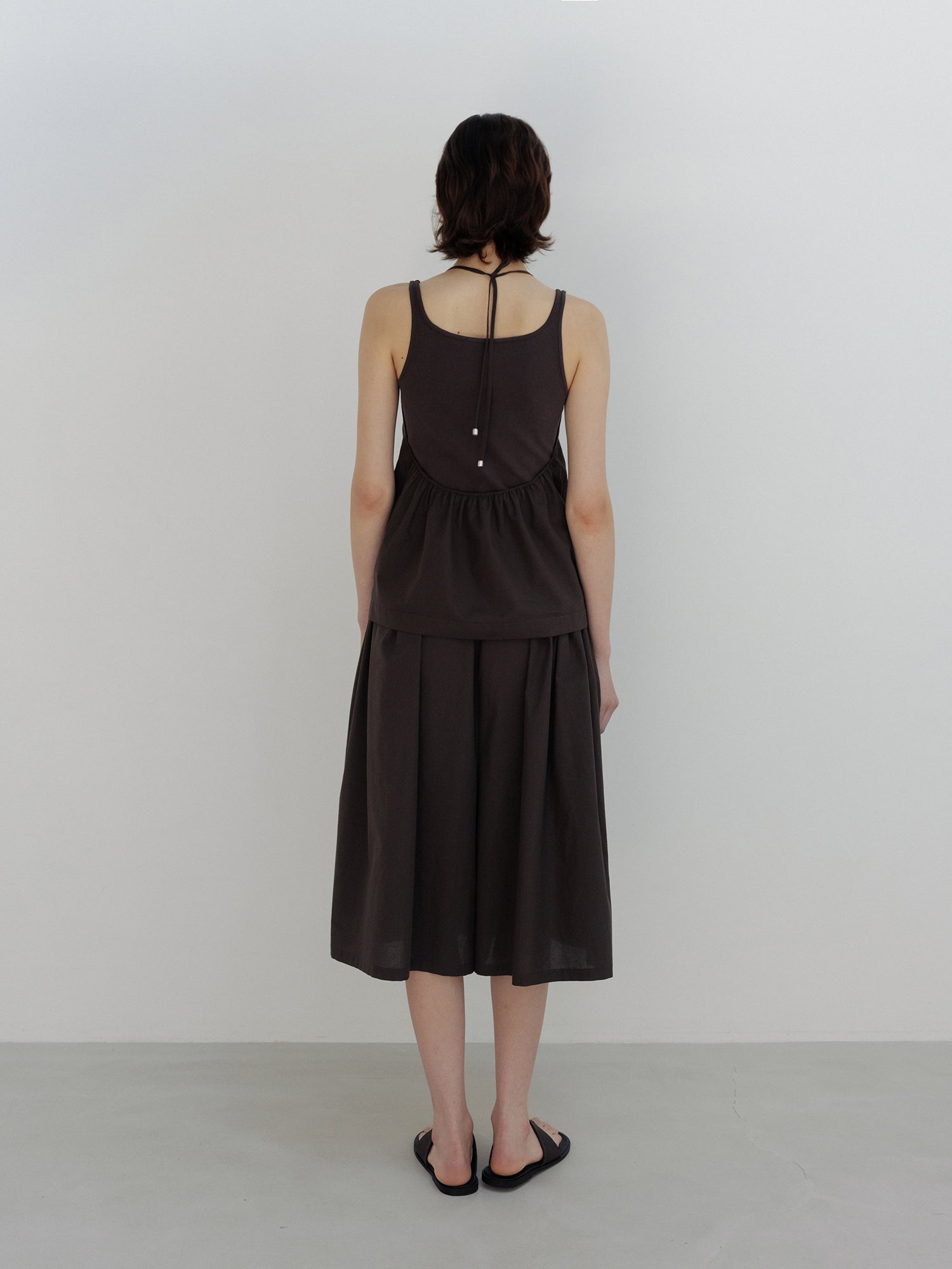 MOIA breeze halter blouse (brown)